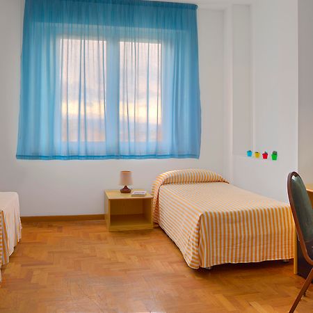 Hotel Mistral Ористано Екстер'єр фото