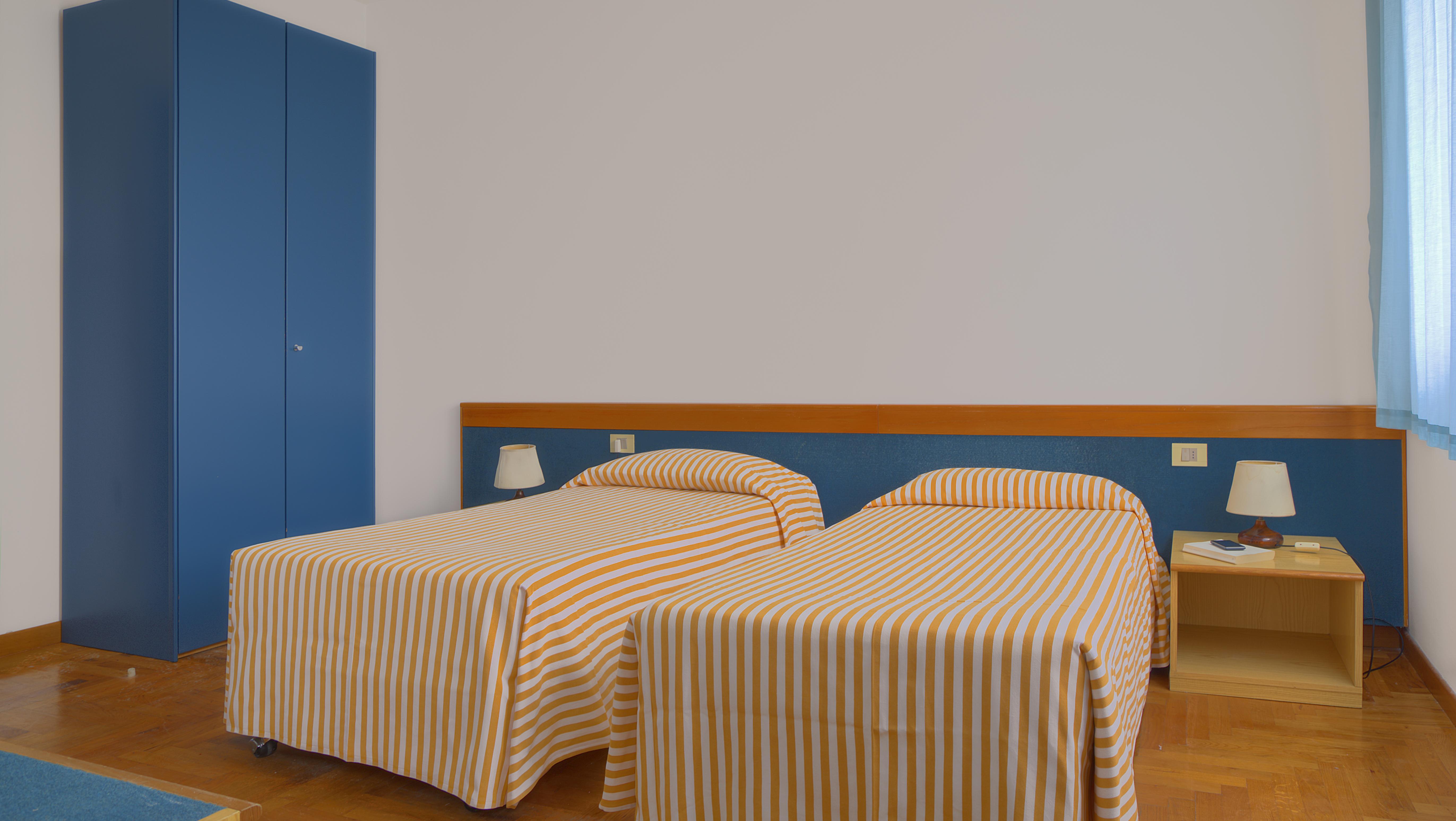 Hotel Mistral Ористано Екстер'єр фото